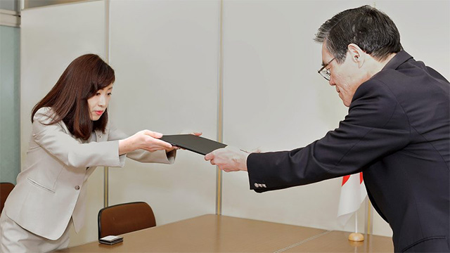 釈党首が街宣&首相宛に陳情 北のミサイルに万全の措置を!